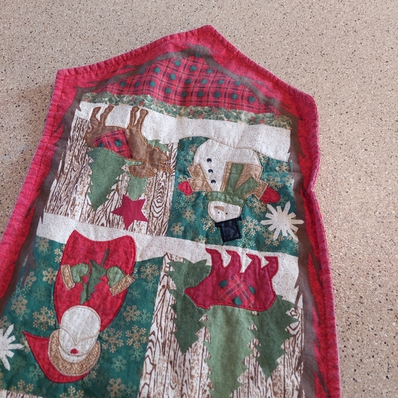 Santa Christmas Raindeer Snowman Table  Runner red Holiday decoration green - Picture 7 of 9